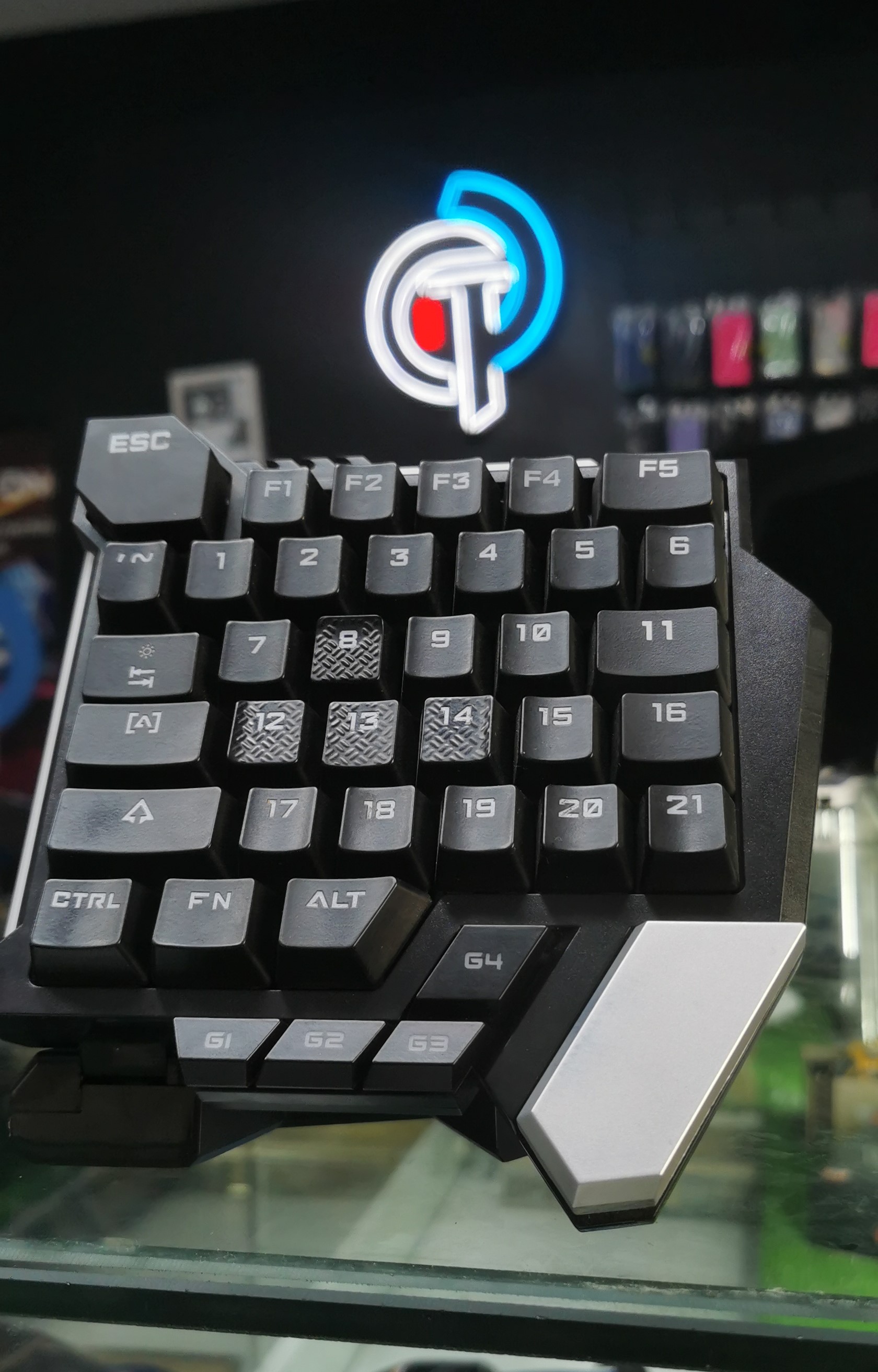 GAMING KEYPAD SKILLKORP BLUE SWITCH 